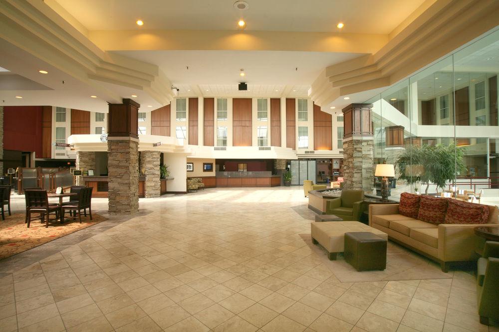 Doubletree By Hilton Madison East Hotel Ngoại thất bức ảnh