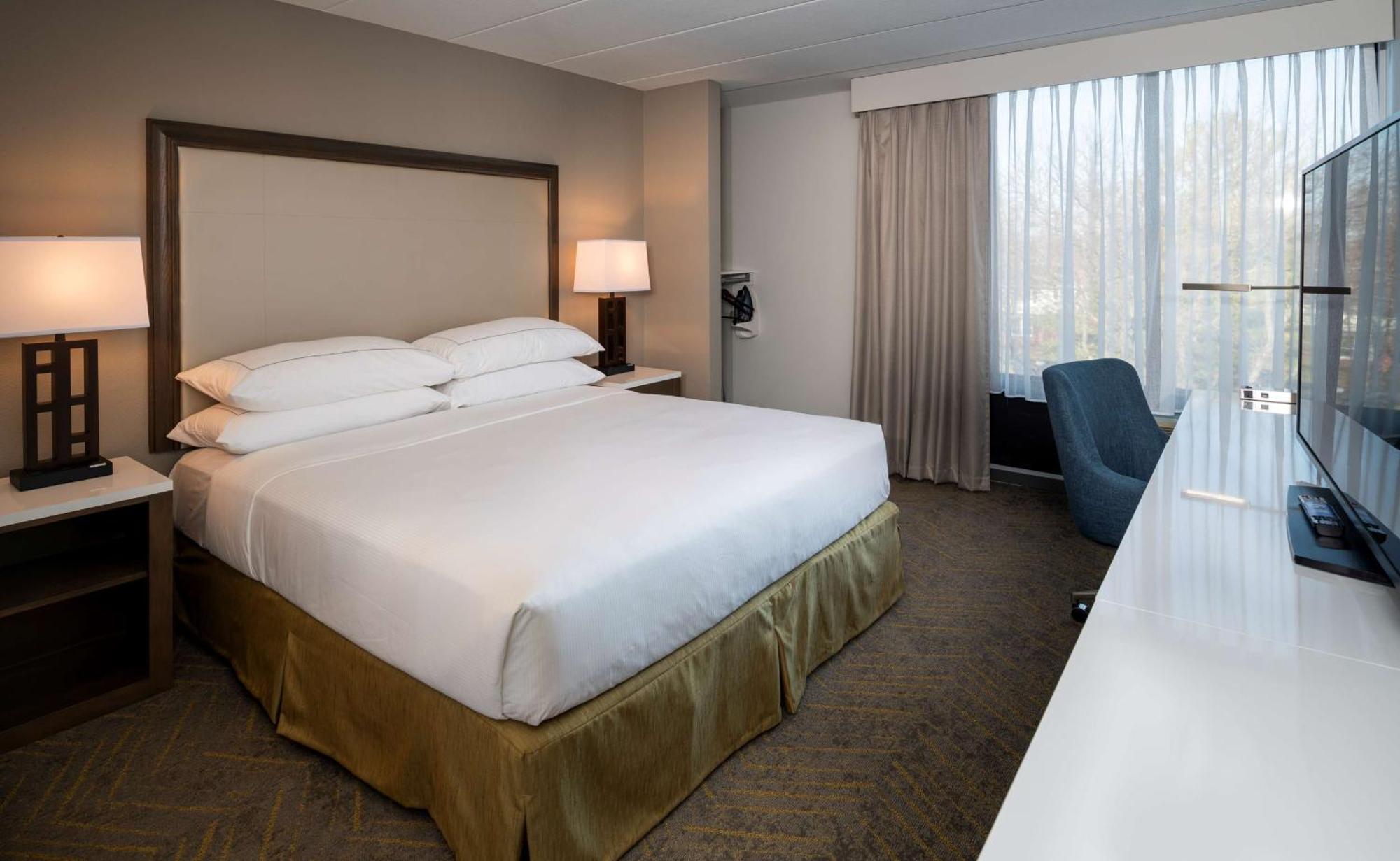Doubletree By Hilton Madison East Hotel Ngoại thất bức ảnh